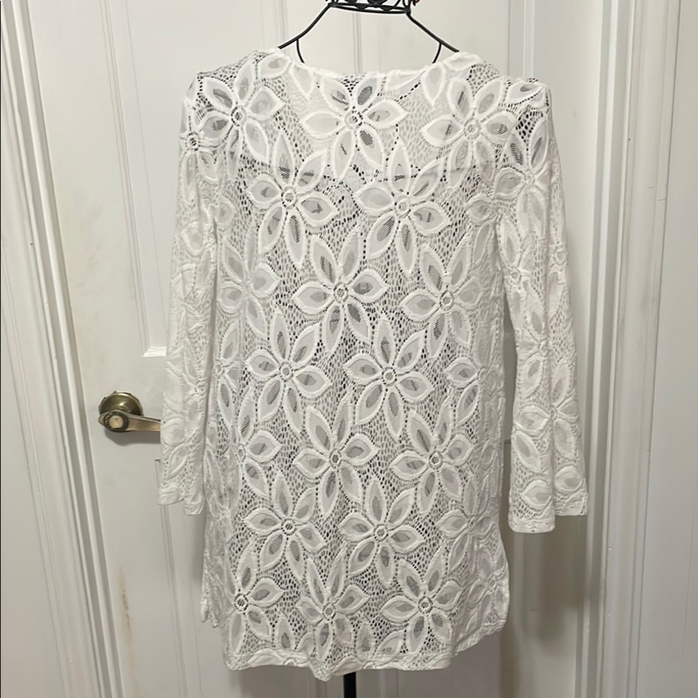 ๐๐๐BOGOHO ๐๐๐Elegant White Lace Women's Top - Picture 6 of 8